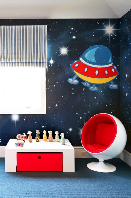 Космический дизайн детской комнаты.